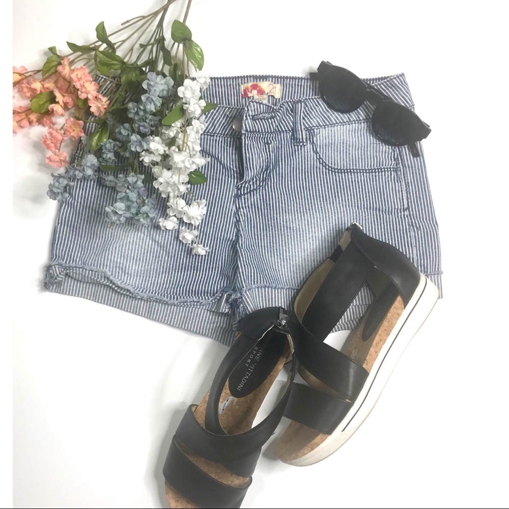 Forever 21 denim shorts